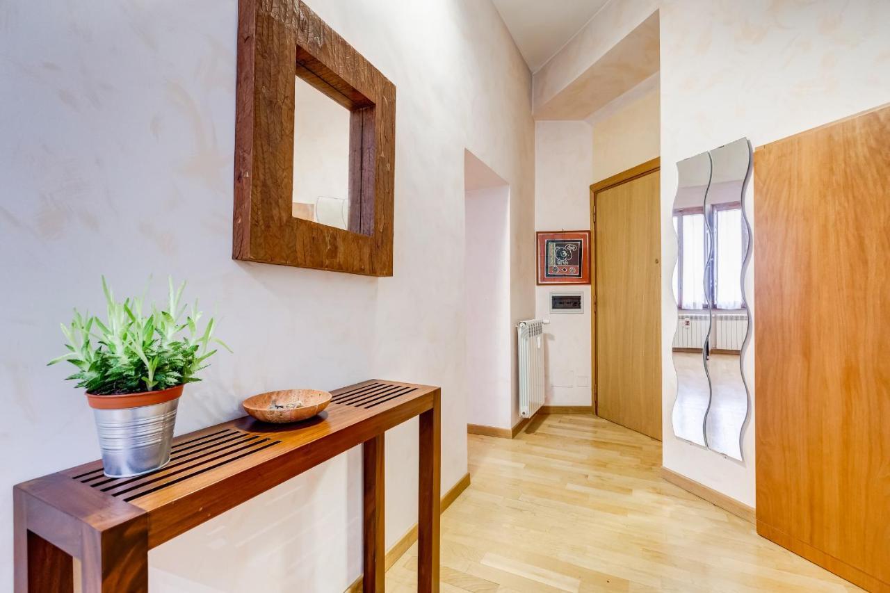 Vatican - Zen Style Loft With Jacuzzi Róma Kültér fotó